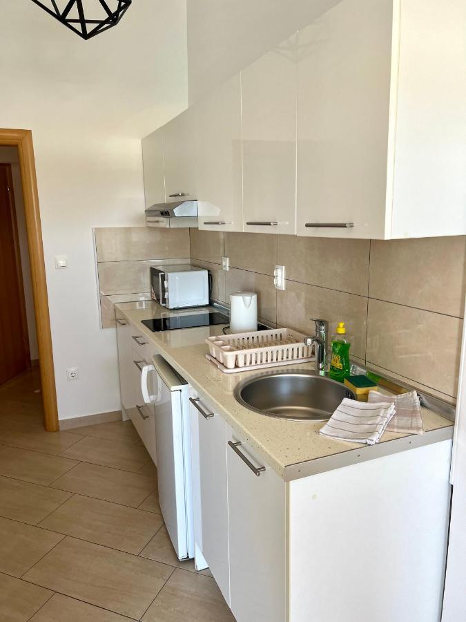 Apartments Villa Marina 로고즈니차 외부 사진