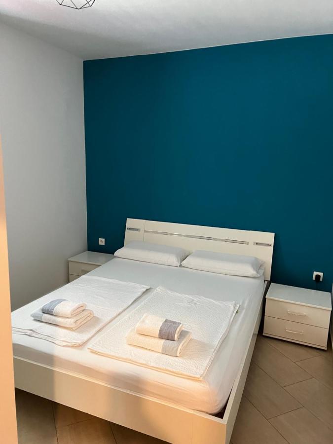 Apartments Villa Marina 로고즈니차 외부 사진